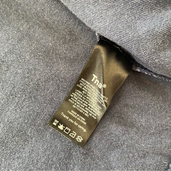 Aritzia Tna On Cloud 90’s Velour Zip Hoodie in Admiral Navy Blue sz Small - Picture 9 of 10